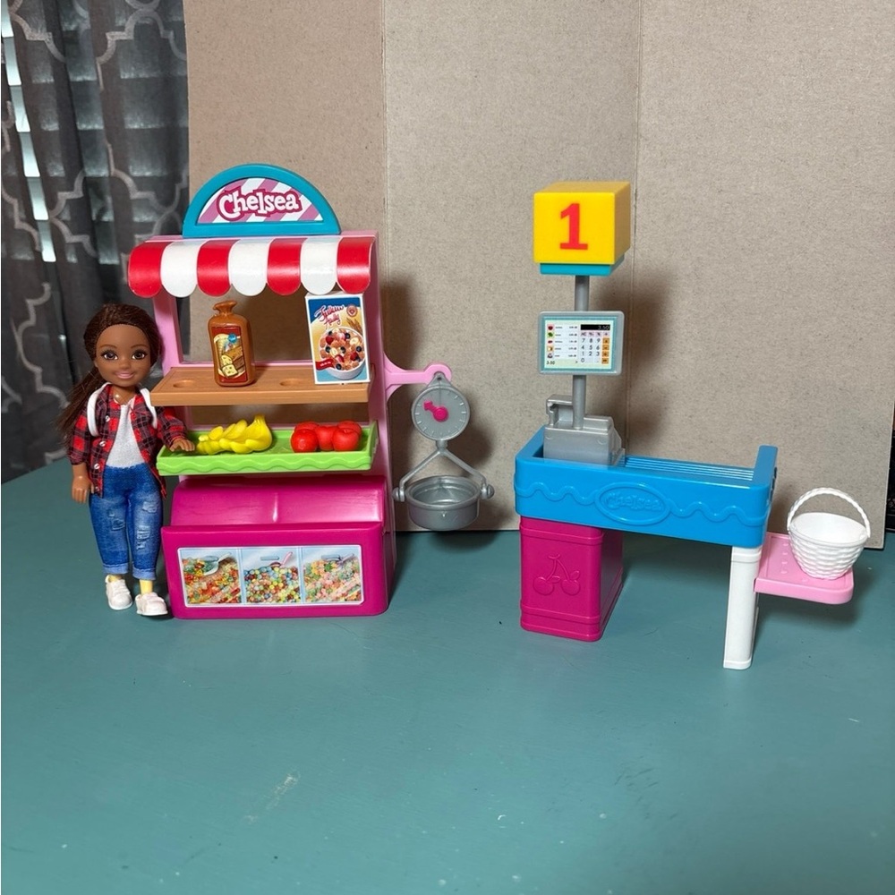 Barbie Chelsea Grocery & Checkout Stand